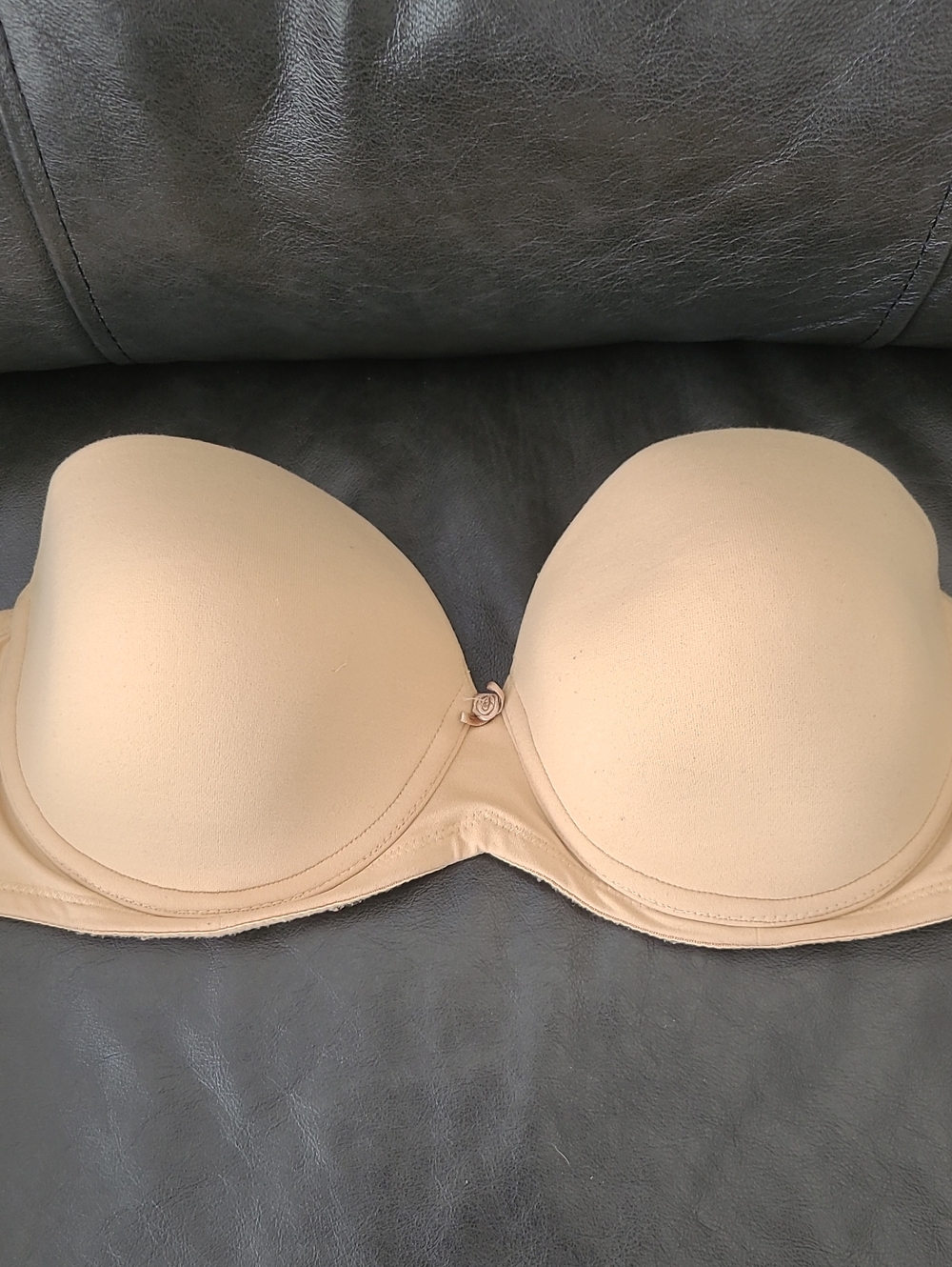 Victoria's Secret Nude Strapless Bra 36C